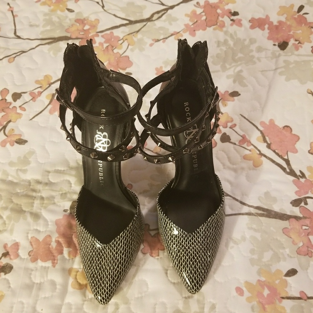 Cute high heels! - Picture 3 of 3